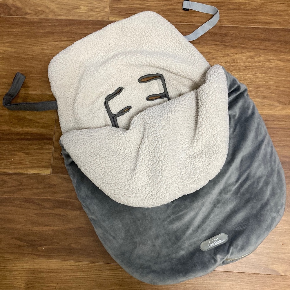JJ Cole Bundle Me faux shearling car seat cover